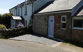 Converted Rural Stone Cottage, Swansea